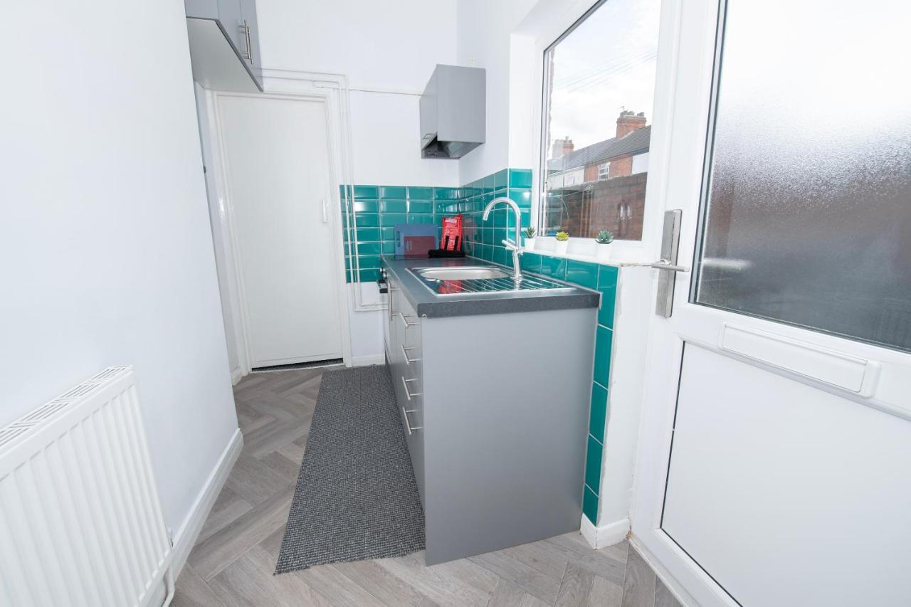 Versatile Cozy & Spacious Comfort Hull Apartments Kingston upon Hull ภายนอก รูปภาพ