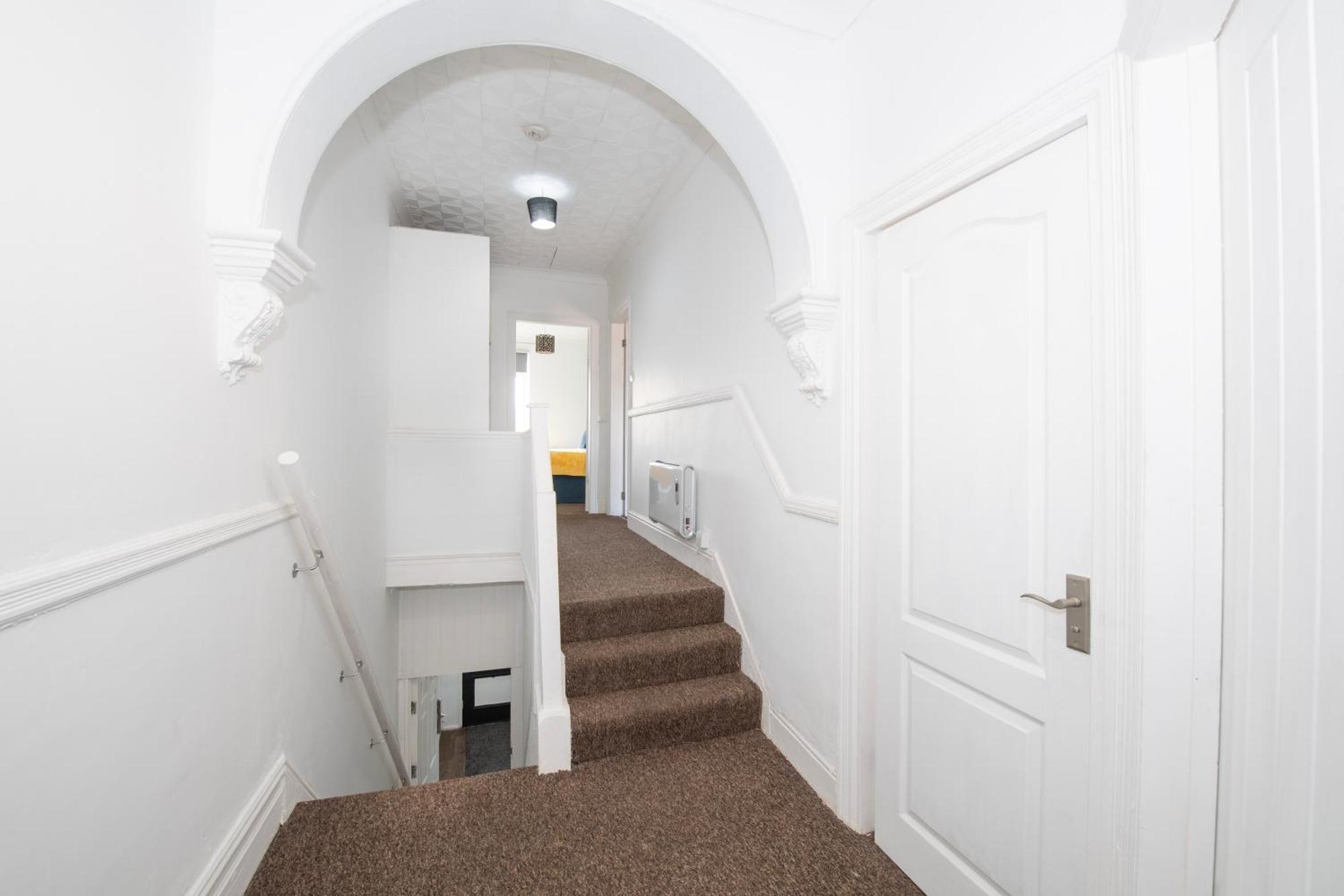 Versatile Cozy & Spacious Comfort Hull Apartments Kingston upon Hull ภายนอก รูปภาพ