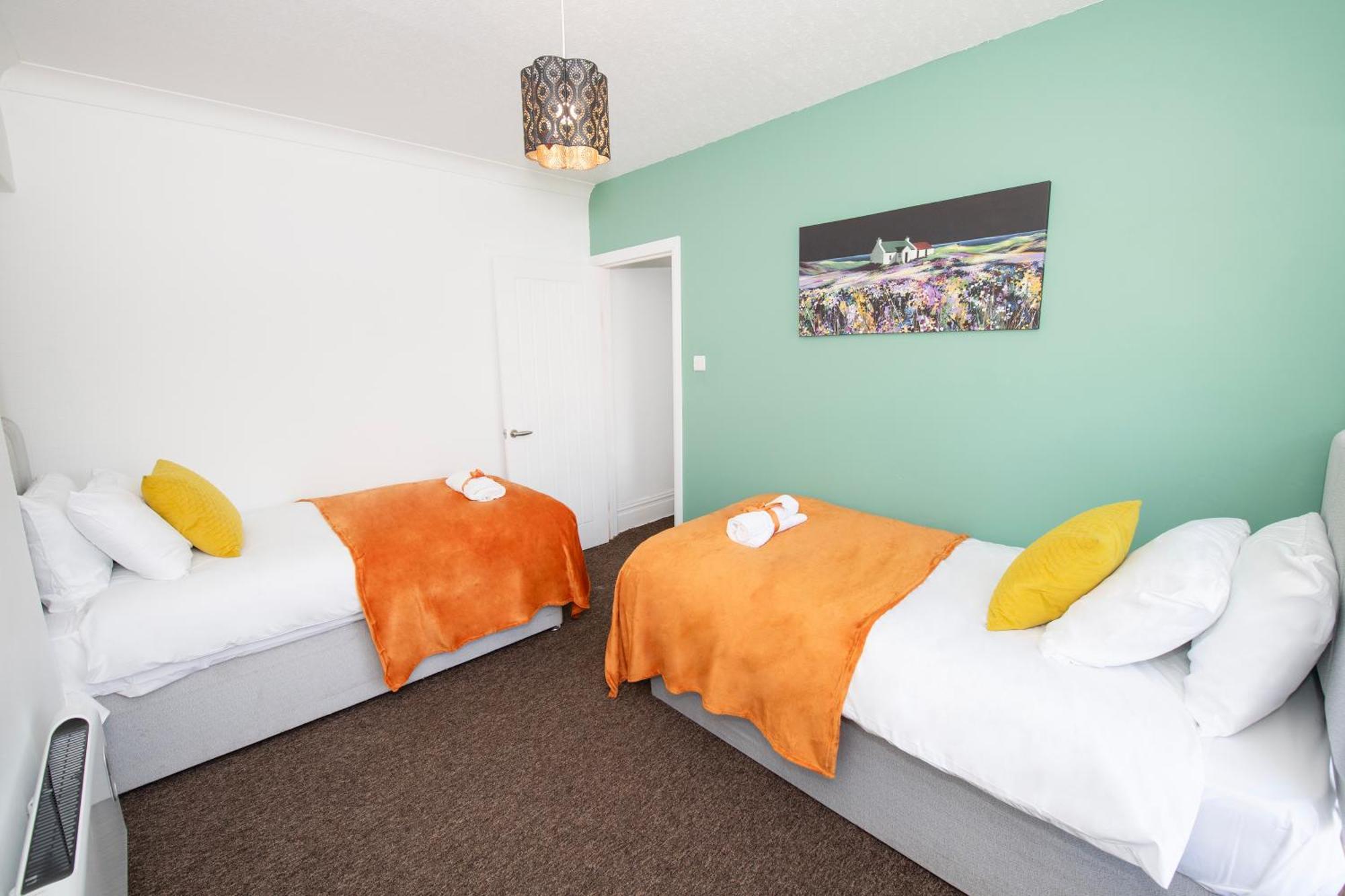 Versatile Cozy & Spacious Comfort Hull Apartments Kingston upon Hull ภายนอก รูปภาพ